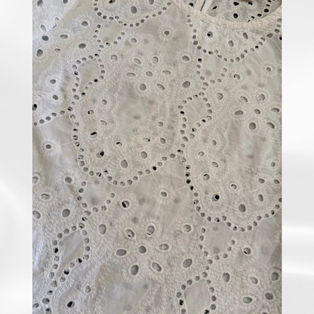 Jennifer and Grace White Eyelet Lace Top Medium Cottagecore Romantic Blouse - Picture 8 of 10